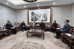 سفیر ایران در چین از پیشرفت ابتکار «هنر پل می‌سازد» خبر داد
