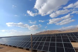 اشتغال ۳۱۰۰ نفر در فارس از طریق نیروگاه های خورشیدی