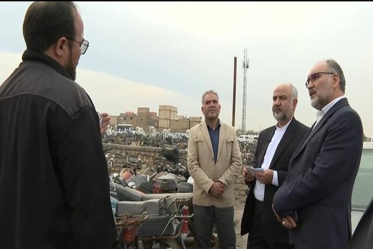 رئیس حوزه ریاست و رئیس مرکز حفاظت و اطلاعات قوه قضاییه از دو پارکینگ وسایل نقلیه توقیفی بازدید کردند