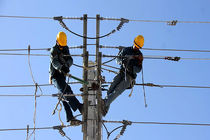 افتتاح ۲۲ پروژه توزیع برق همزمان با دهه فجر در اردبیل 