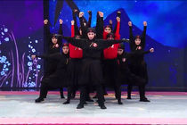 اجرای دختران نینجا در نیمه نهایی برنامه عصر جدید