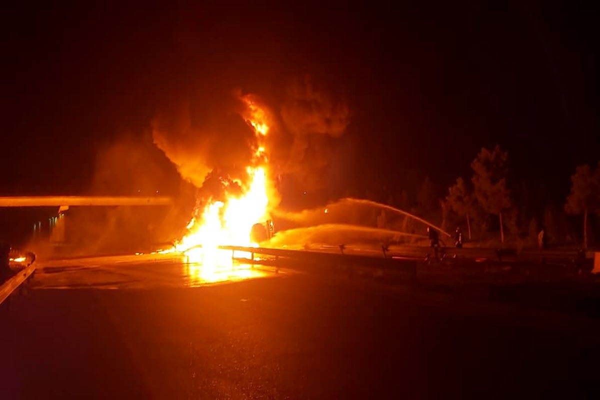 تریلی حامل سوخت