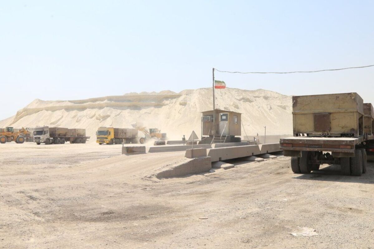 معدن سنگ گچ در استان هرمزگان 
