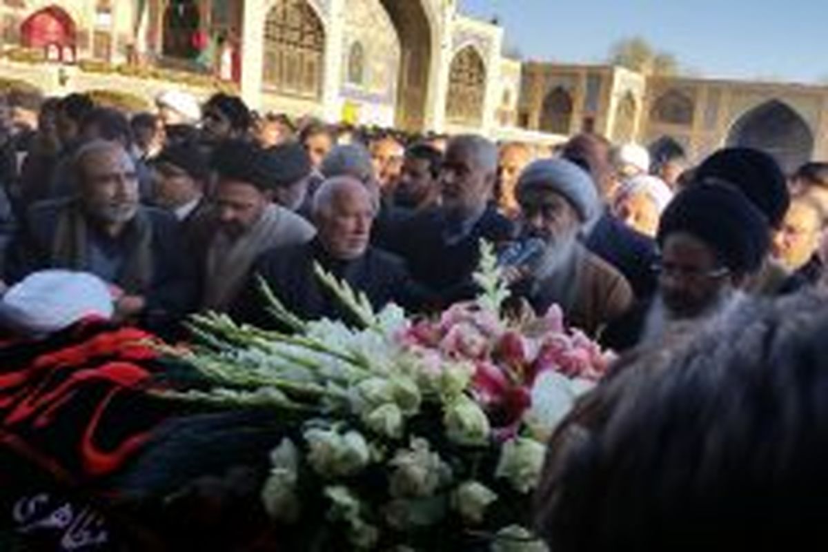 اصفهان- درگذشت  ایت اله مظاهری