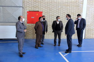 مدیران شهرداری قم از مجتمع فرهنگی ورزشی منطقه ۵ بازدید کردند