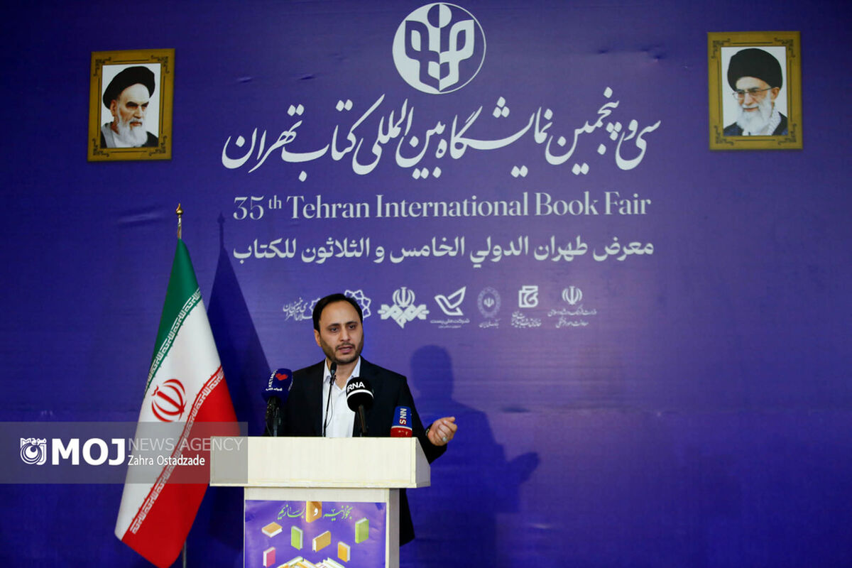 بازدید سخنگوی دولت از نمایشگاه بین المللی کتاب تهران