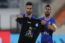 فرشید اسماعیلی و ارسلان مطهری در انتظار تماس فرهاد 