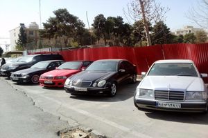 ۳۵۰ میلیون تومان کالای قاچاق کشف و ضبط شد / توقیف و جریمه بنز E۳۰۰ قاچاق