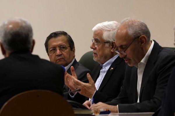 فرماندهی رهبر انقلاب و وفاداری رئیس‌جمهور به نظام بی‌نظیر است