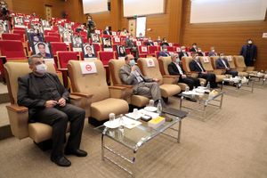 تقدیر معاون کل وزارت بهداشت از خدمات بانک ملی ایران برای قطع زنجیره انتقال کرونا