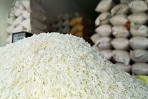 ترخیص بیش از ٤١ هزار تن برنج وارداتی از گمرکات با همکاری دستگاه قضایی و استانداری هرمزگان