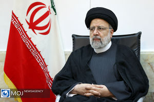 دیدار جمعی از علما و اعضای جامعه مدرسین قم با رئیس جمهور