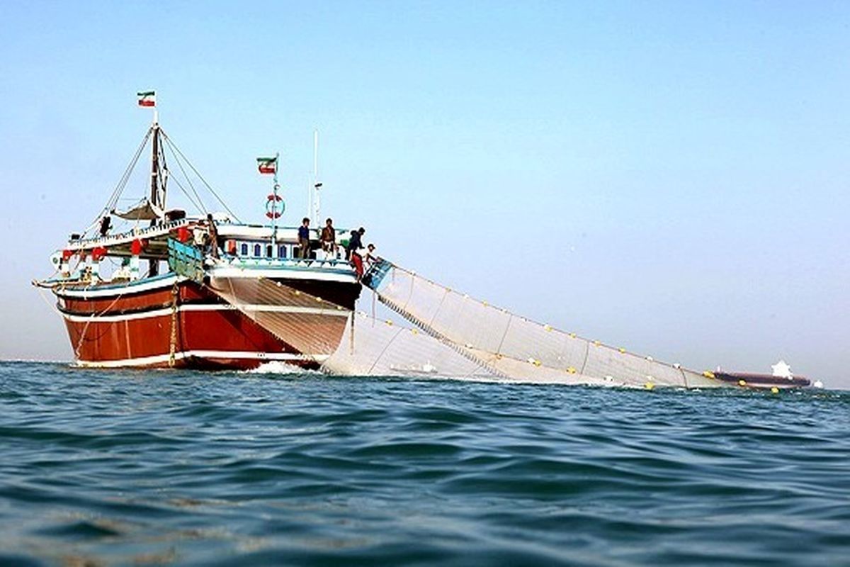 صیادی غیرمجاز در هرمزگان 
