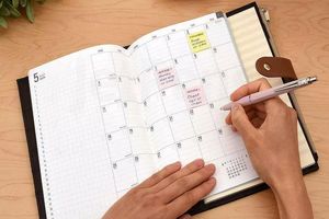 هدیه‌ای کاربردی برای مشتریان و کارکنان: سررسید و تقویم