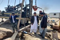 اجرای عملیات حفاری چاه برای رفع مشکل آب ناحیه صنعتی بزمان 