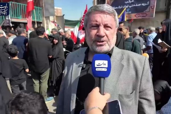 قدرشناسی ملت ایران از رهبر شهید را امروز دنیا به نظاره نشست
