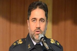 باید اقتدار نیروهای مسلح را به رخ دشمنان بکشیم
