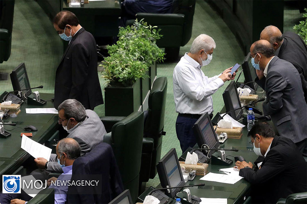 صحن علنی مجلس شورای اسلامی در روز خبرنگار