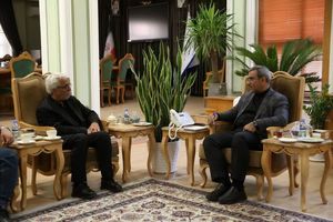 دیدار استاندار خراسان رضوی با احمدرضا درویش کارگردان سینمای ایران