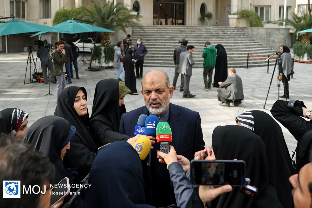 حاشیه جلسه هیات دولت - ۲۰ دی