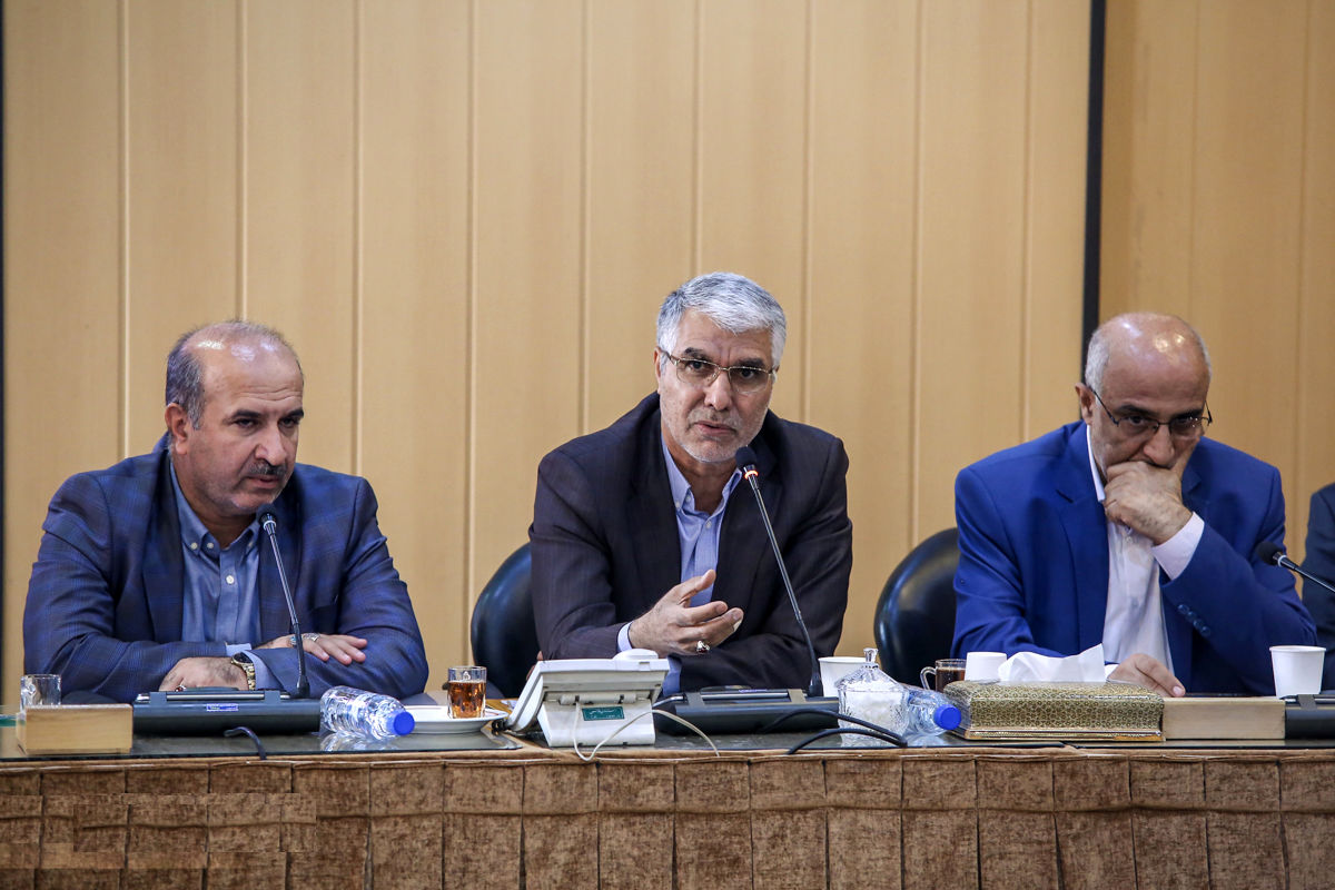 استاندار فارس در جلسه ستاد ساماندهی امور جوانان استان فارس