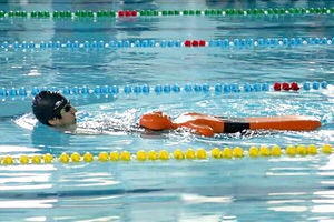 مسابقات غریق نجات کرمانشاه برگزار شد