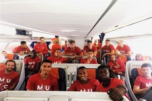 فرود اضطراری هواپیمای منچستریونایتد در چین