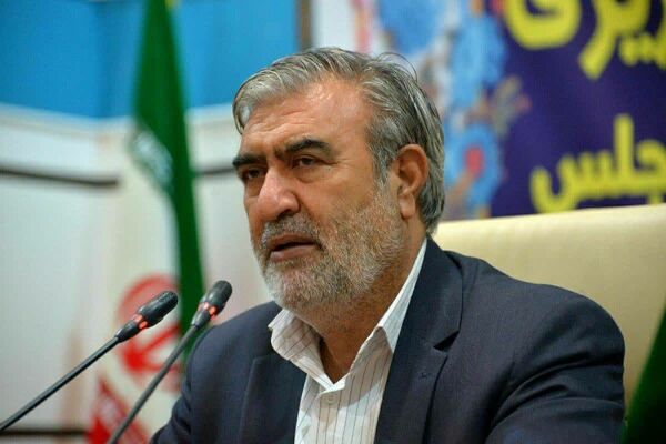 رئیس کمیسیون امنیت ملی مجلس از فرار ۹ هزار نیروی آمریکایی از منطقه خبر داد