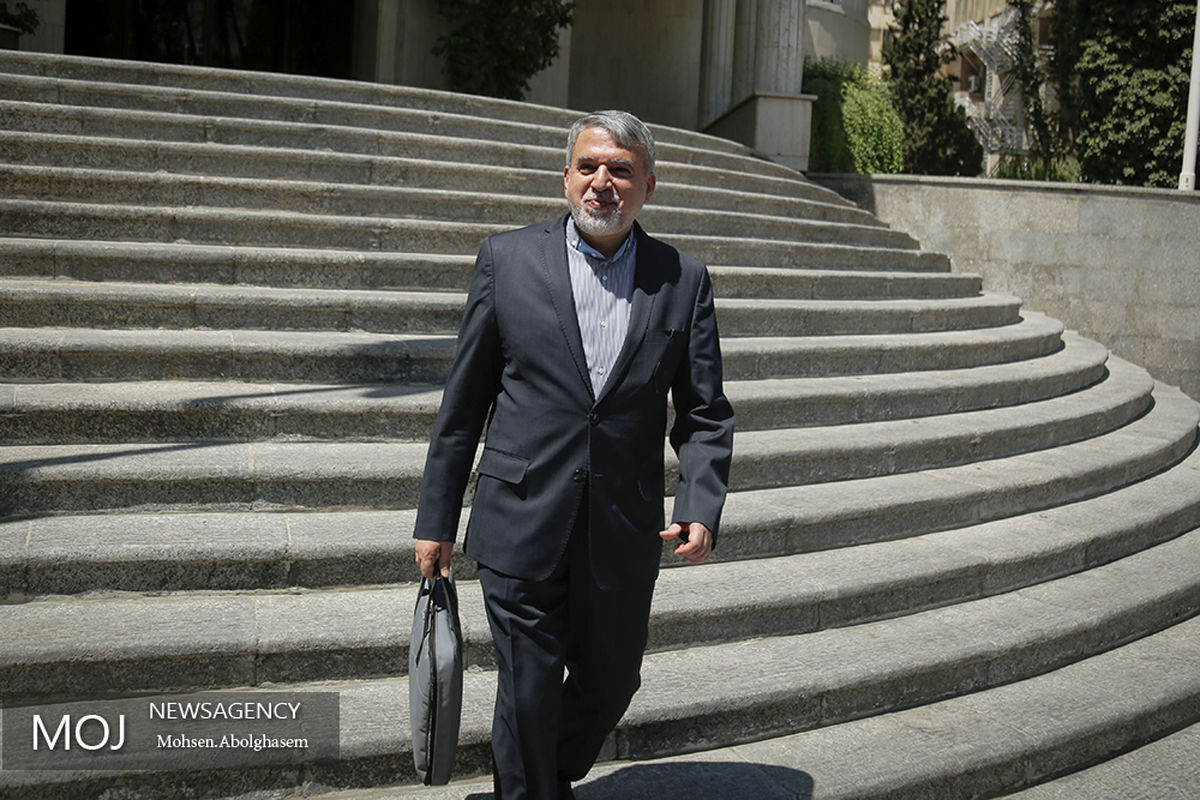 حاشیه جلسه هیات دولت 