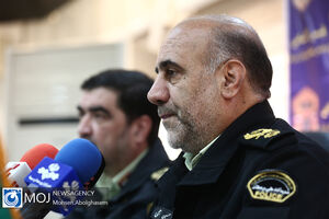 دستگیری ١٢ متخلف در حوزه ارز توسط پلیس تهران