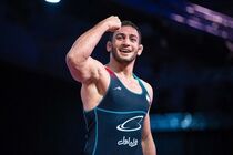 آذرپیرا پرچم ایران را در ایتالیا بالا می‌برد