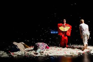 نمایش چشم بر هم زدن از فردا روی صحنه می رود