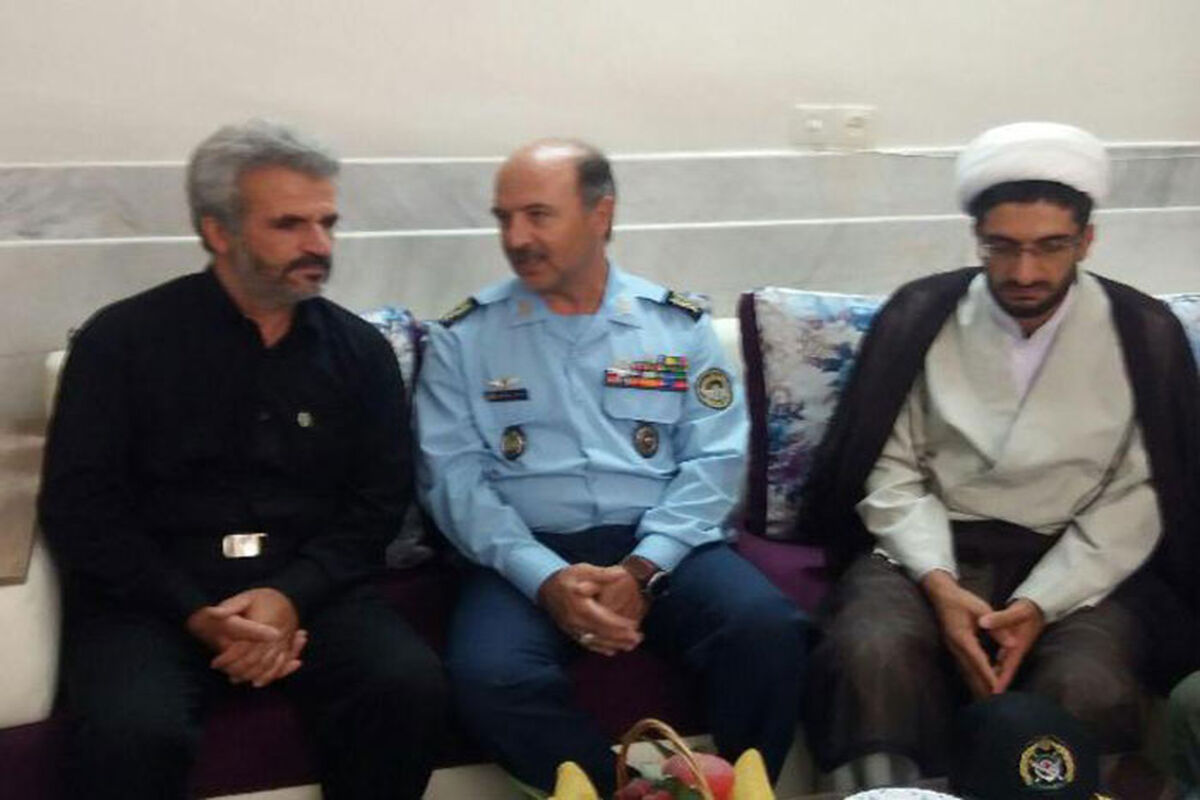 دیدار با خانواده شهید حججی