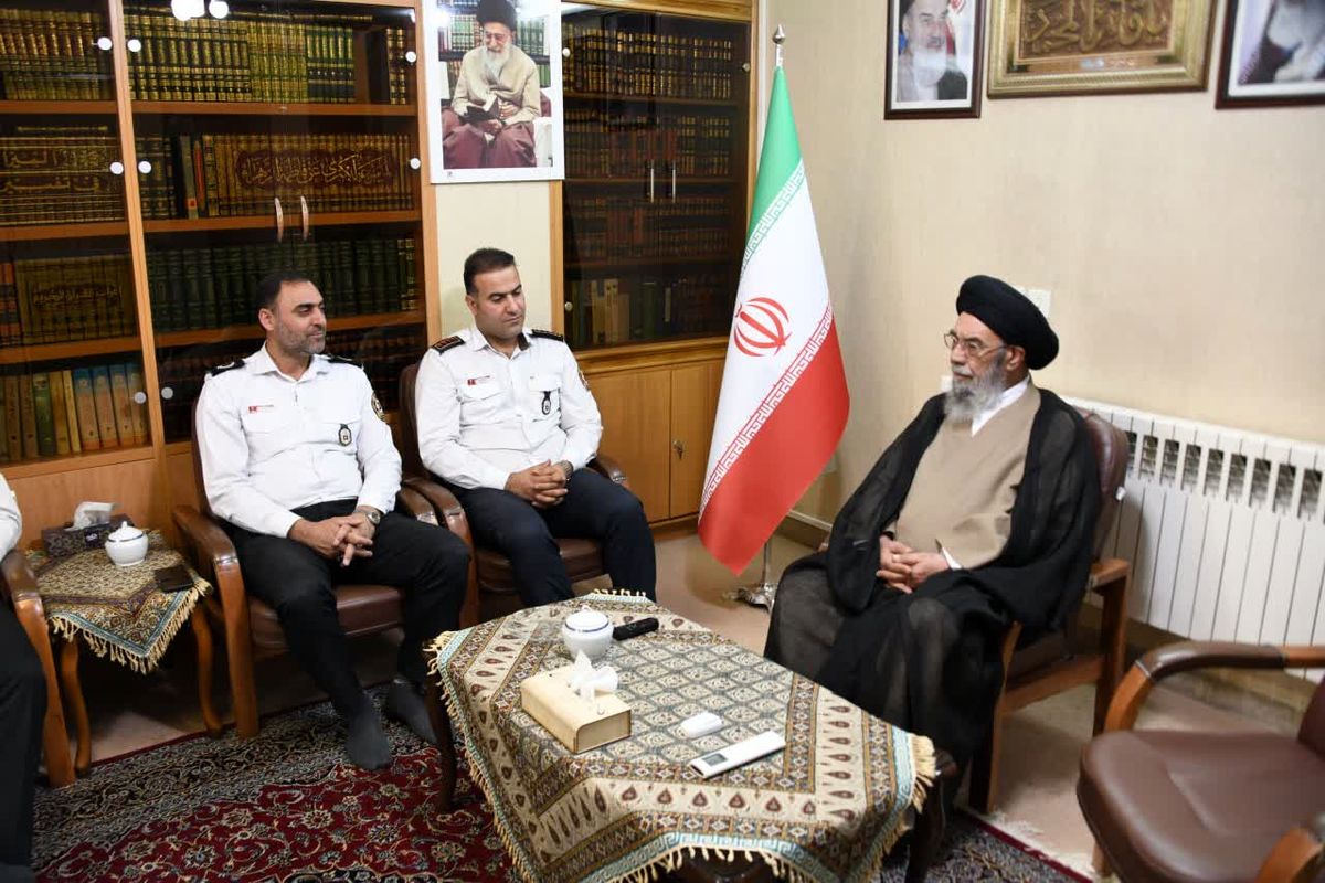 امام جمعه اصفهان