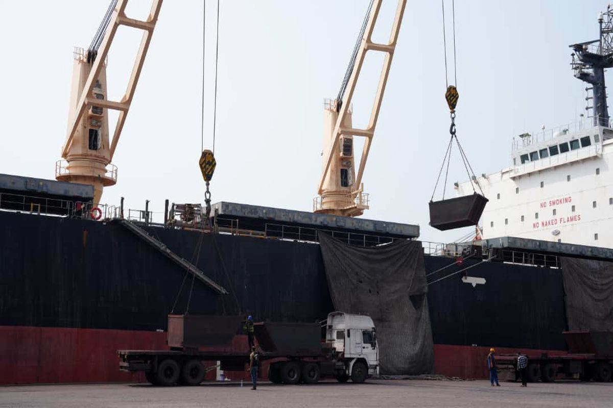 بارگیری گندله آهن