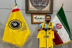 تمدید قرارداد شهباززاده با تیم فوتبال سپاهان 