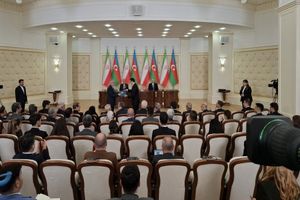 ۷ تفاهم‌نامه مشترک میان ایران و آذربایجان امضا شد