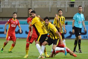 ساعت بازی سپاهان	و فولاد مشخص شد