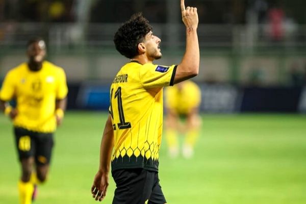 آقایی‌پور از سپاهان در روز پایانی نقل‌وانتقالات جدا شد