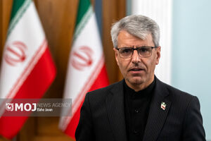 ایران ادعای بسته بودن تنگه هرمز را بی‌اساس دانست
