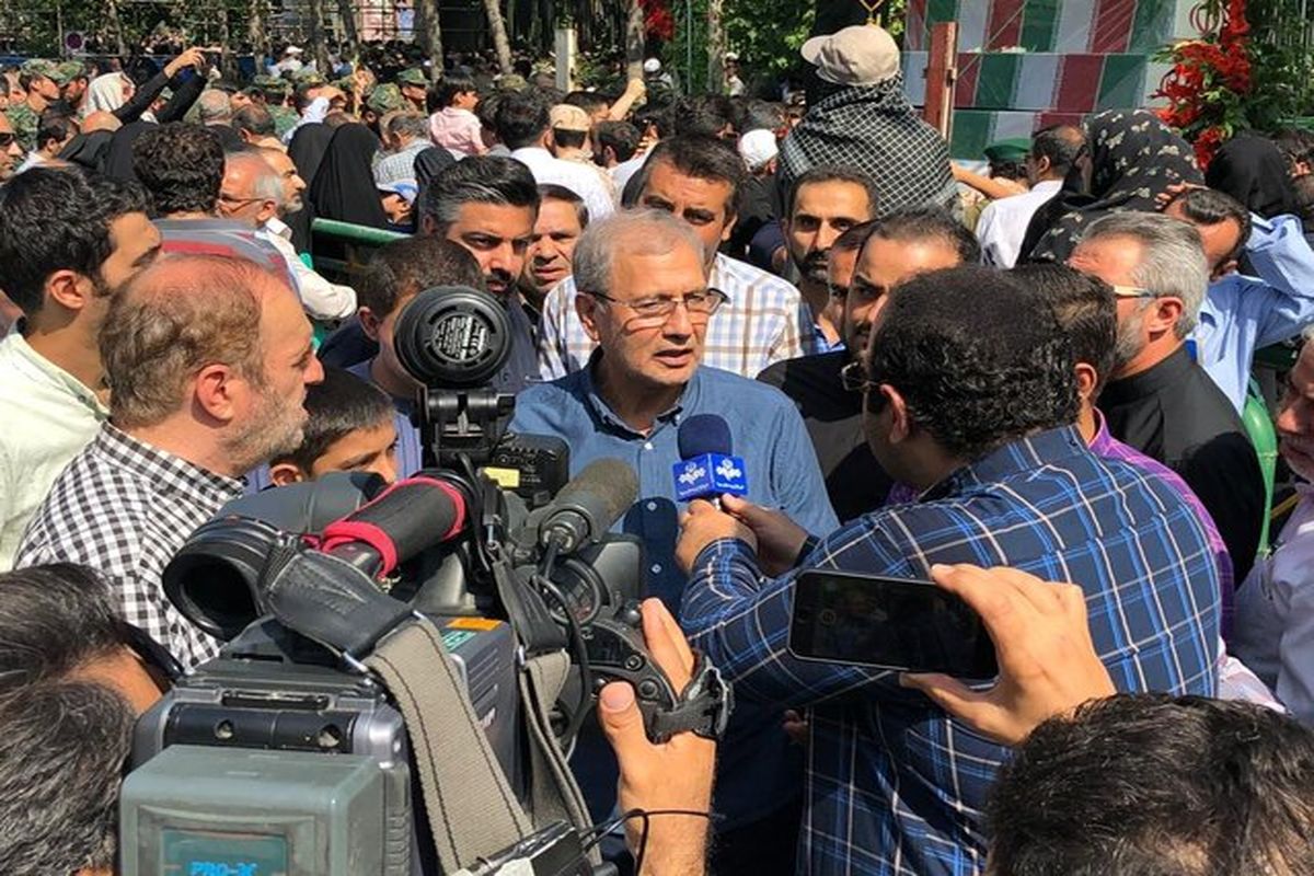 حضور علی ربیعی و حاجی ‌میرزایی در مراسم تشییع شهدا