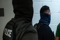 چند آمریکایی در ونزوئلا بازداشت شدند