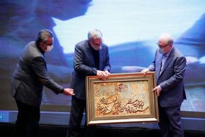 نمکی شهید زنده است و همانند الماس درخشید