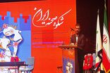 تئاتر زبان گفتگوی انسان با انسان است