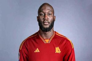 لوکاکو دوباره به رم برمی‌گردد