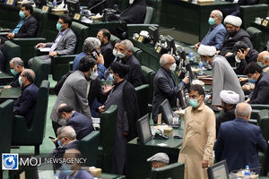 احمدی بیغش: خود ضرغامی بعد معرفی بعنوان وزیر گردشگری غافلگیر شد!/ توانگر: 
 ضرغامی تجربه کار با دولت های خاتمی، احمدی نژاد و روحانی را در کارنامه دارد