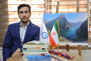 اهدای 100 جلد کتاب به کتابخانه ‌آبفای اصفهان