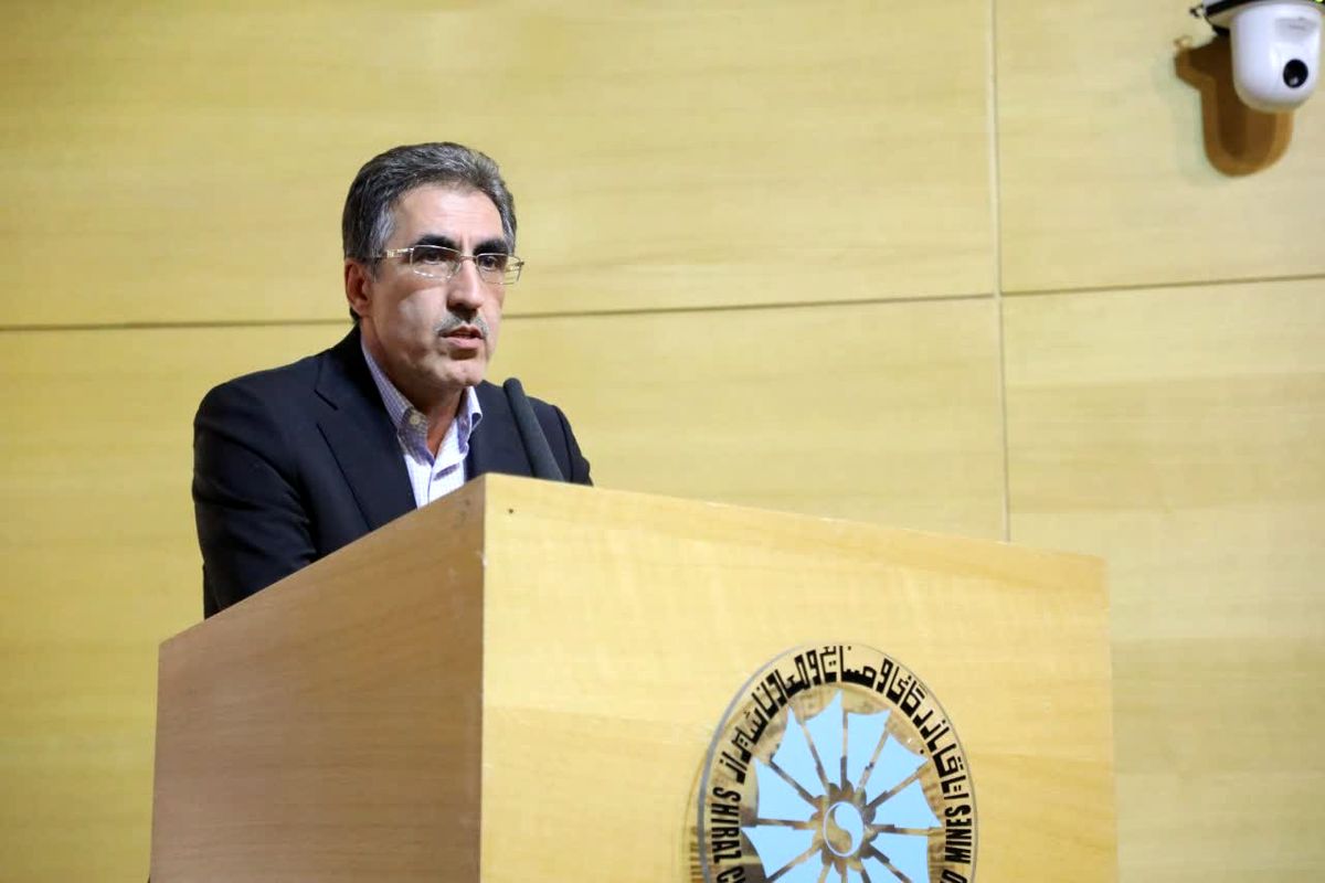 رئیس کمیسیون صنایع و معادن مجلس شورای اسلامی