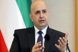 سفیر کویت در لندن به علت ایرانی بودن لغو شهروندی شد