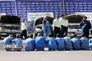 حدود ۳۰۰ معتاد و مواد فروش متجاهر در هفته فراجا در مشهد دستگیر شدند